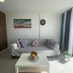Royal View - Playa De Americas Apartment *