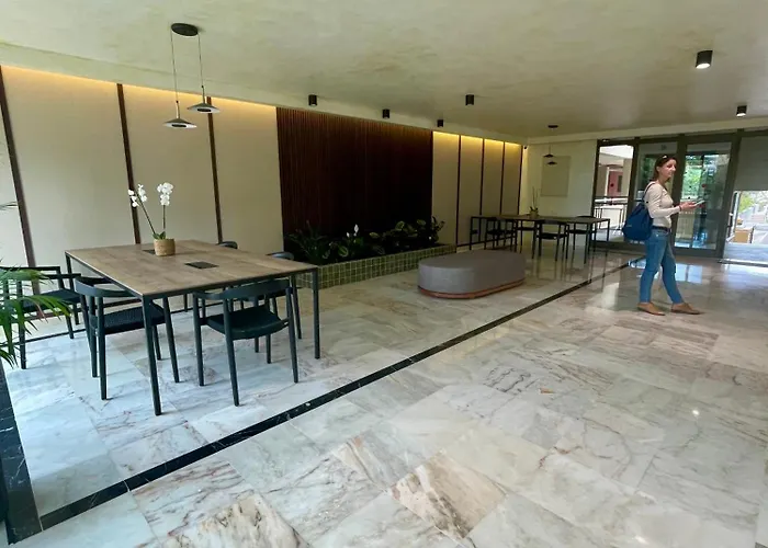 Royal View - Playa De Americas Апартаменты